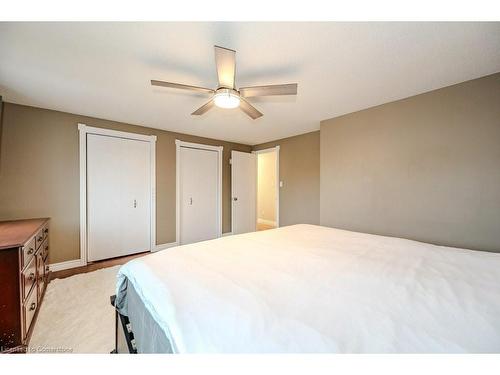 537 Drummerhill Crescent, Waterloo, ON - Indoor Photo Showing Bedroom