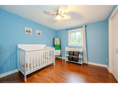 537 Drummerhill Crescent, Waterloo, ON - Indoor Photo Showing Bedroom