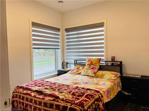 204-408 Dundas Street S, Cambridge, ON - Indoor Photo Showing Bedroom