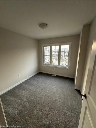 24-15 Blacklock Street, Cambridge, ON - Indoor Photo Showing Other Room