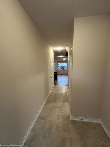 24-15 Blacklock Street, Cambridge, ON - Indoor Photo Showing Other Room