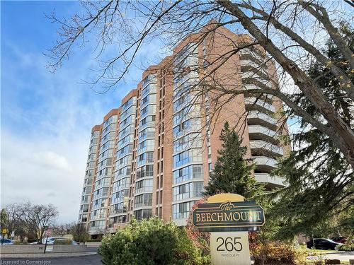 608-265 Westcourt Place, Waterloo, ON - Outdoor With Facade