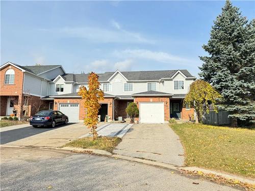 388 Laurel Gate Drive, Waterloo, ON - Outdoor With Facade