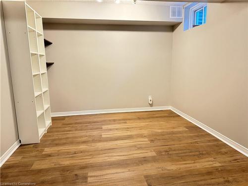 388 Laurel Gate Drive, Waterloo, ON - Indoor Photo Showing Other Room