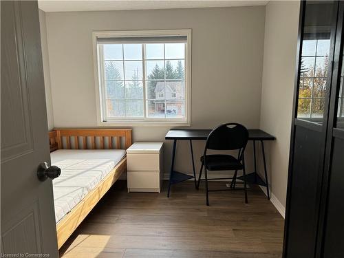 388 Laurel Gate Drive, Waterloo, ON - Indoor Photo Showing Bedroom