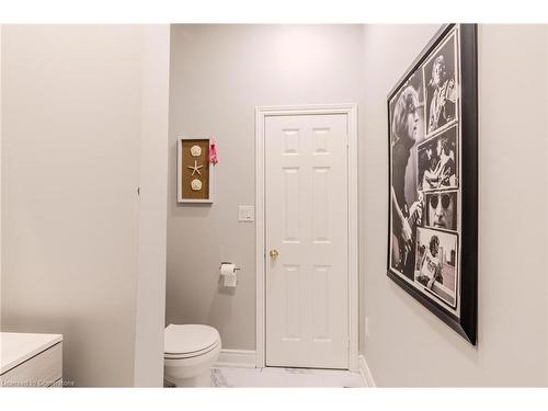 1108 Savoline Boulevard, Milton, ON - Indoor Photo Showing Bathroom