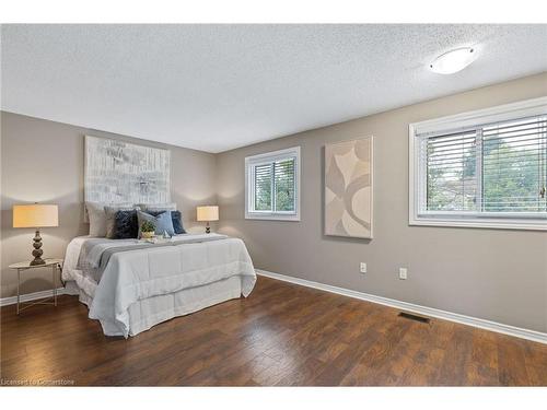 3-217 Martinet Avenue, London, ON - Indoor Photo Showing Bedroom