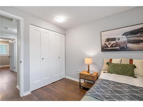 3-217 Martinet Avenue, London, ON - Indoor Photo Showing Bedroom