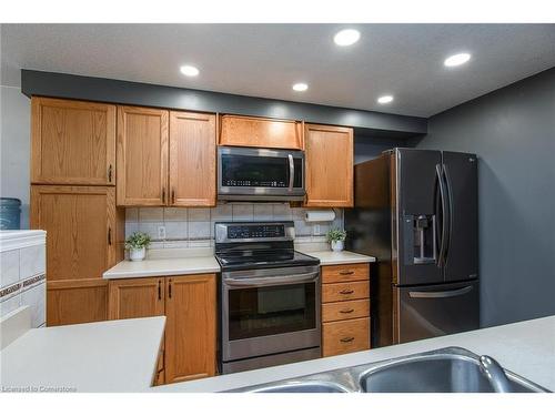 43 Cotton Grass Street, Kitchener, ON - Indoor Photo Showing Kitchen With Double Sink