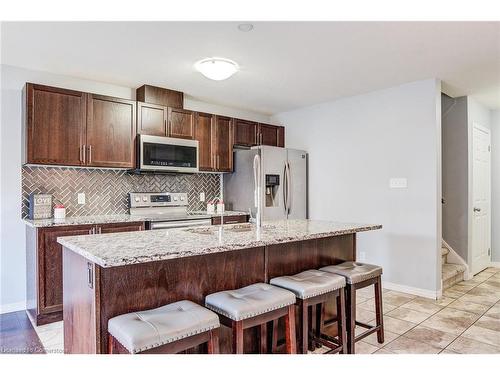 106-135 Hardcastle Drive, Cambridge, ON - Indoor Photo Showing Kitchen With Double Sink