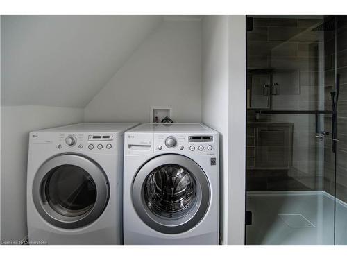 D-706 Queenston Road, Cambridge, ON - Indoor Photo Showing Laundry Room