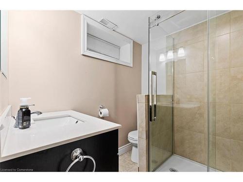 8 Campbell Street, Brantford, ON - Indoor Photo Showing Bathroom