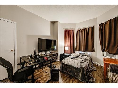 228 Nile Street, Stratford, ON - Indoor Photo Showing Bedroom