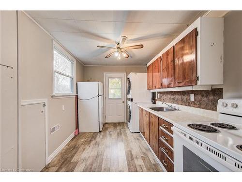 228 Nile Street, Stratford, ON - Indoor Photo Showing Kitchen