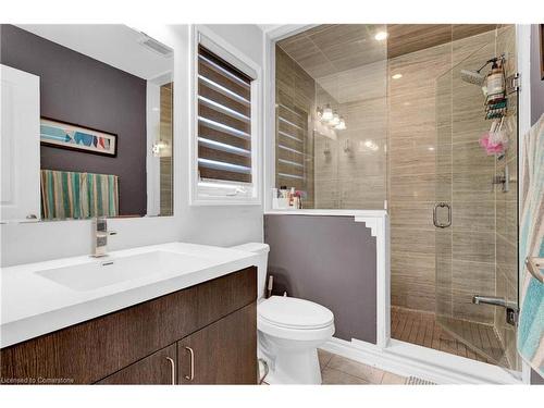 206 Amand Drive, Kitchener, ON - Indoor Photo Showing Bathroom