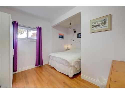 68 Samuelson Street, Cambridge, ON - Indoor Photo Showing Bedroom