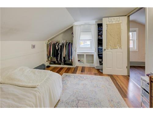 68 Samuelson Street, Cambridge, ON - Indoor Photo Showing Bedroom