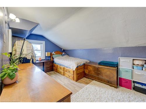 68 Samuelson Street, Cambridge, ON - Indoor Photo Showing Bedroom