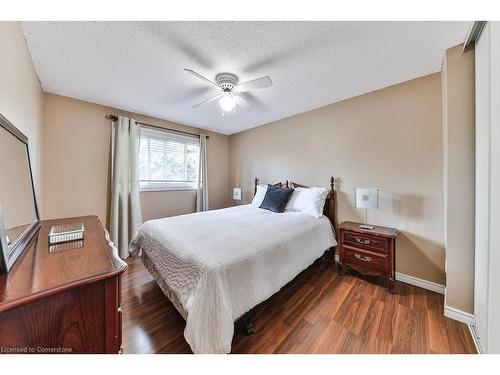 19-1675 Upper Gage Avenue, Hamilton, ON - Indoor Photo Showing Bedroom