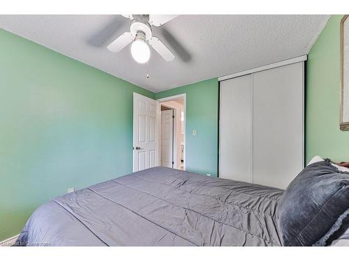 19-1675 Upper Gage Avenue, Hamilton, ON - Indoor Photo Showing Bedroom