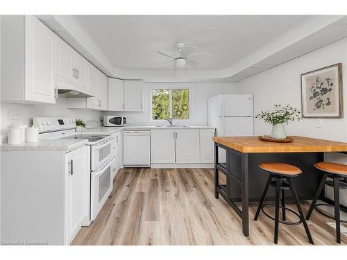 895 King Street, Palmerston, ON - Indoor Photo Showing Kitchen