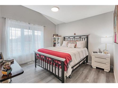 80 Mill Race Crescent, St. Jacobs, ON - Indoor Photo Showing Bedroom