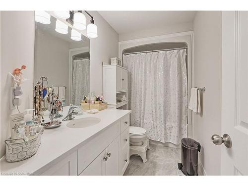 80 Mill Race Crescent, St. Jacobs, ON - Indoor Photo Showing Bathroom