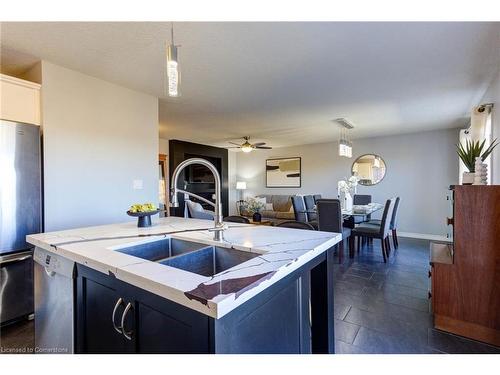 322 William Street, Elmira, ON - Indoor Photo Showing Kitchen With Double Sink