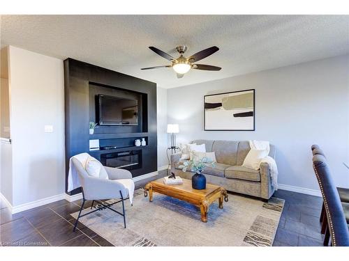 322 William Street, Elmira, ON - Indoor Photo Showing Living Room