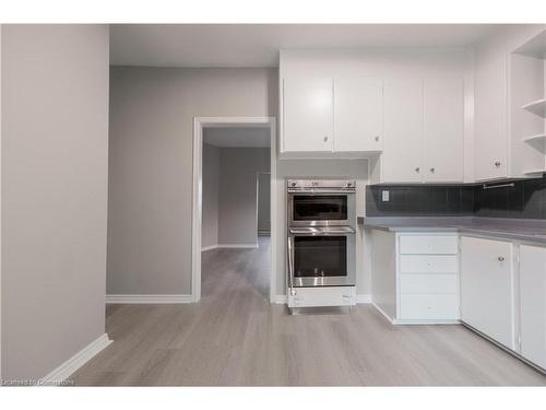 Main-19 Bruce Street, Cambridge, ON - Indoor Photo Showing Kitchen