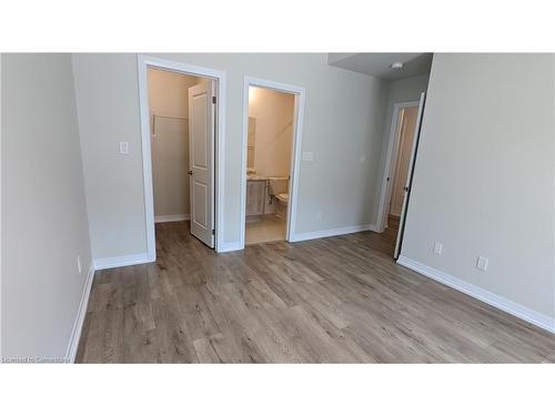 80-261 Woodbine Avenue, Kitchener, ON - Indoor Photo Showing Other Room