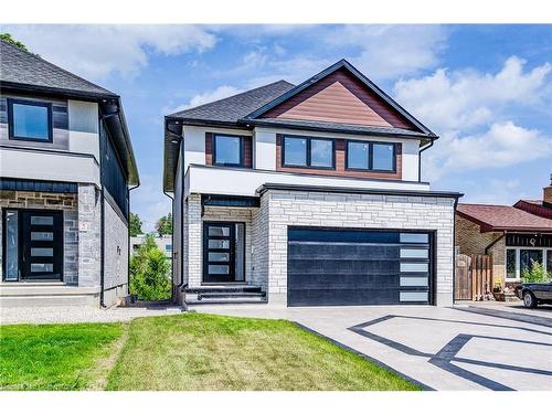 151 Cityview Drive N, Guelph, ON - Outdoor With Facade