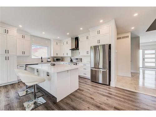 151 Cityview Drive N, Guelph, ON - Indoor Photo Showing Kitchen