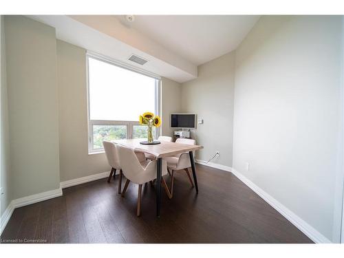 1508-155 Caroline Street S, Waterloo, ON - Indoor Photo Showing Dining Room