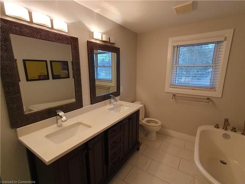 108 Greenbrier Drive, Waterloo, ON - Indoor Photo Showing Bathroom