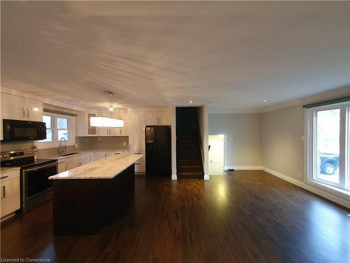 108 Greenbrier Drive, Waterloo, ON - Indoor Photo Showing Kitchen With Double Sink