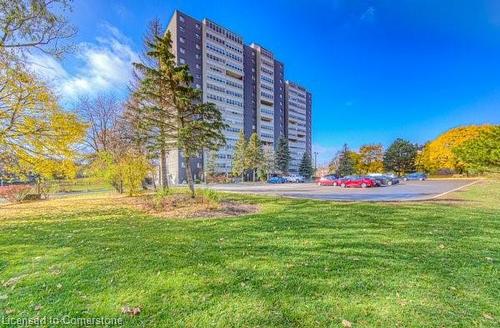 508-225 Harvard Place, Waterloo, ON - Outdoor