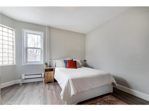 100 & 104 Margaret Avenue, Kitchener, ON - Indoor Photo Showing Bedroom