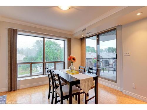 507-300 Keats Way, Waterloo, ON - Indoor Photo Showing Dining Room