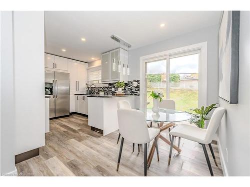 96 Rife Avenue, Cambridge, ON - Indoor Photo Showing Dining Room