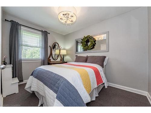 123 Bagot Street, Guelph, ON - Indoor Photo Showing Bedroom