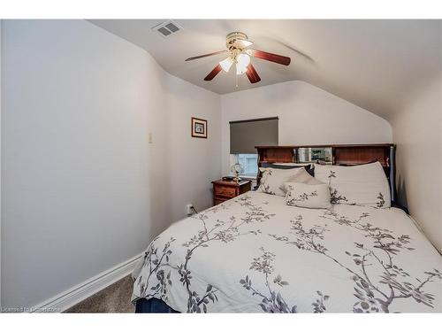 75 Jackson Avenue, Kitchener, ON - Indoor Photo Showing Bedroom