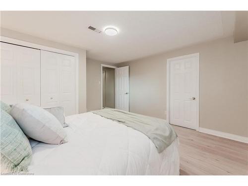 56 Grenville Avenue, Kitchener, ON - Indoor Photo Showing Bedroom