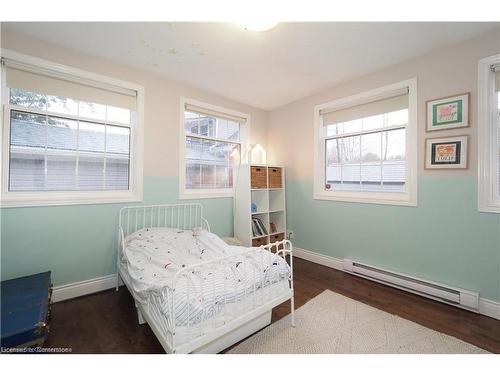 134 Brubacher Street, Kitchener, ON - Indoor Photo Showing Bedroom