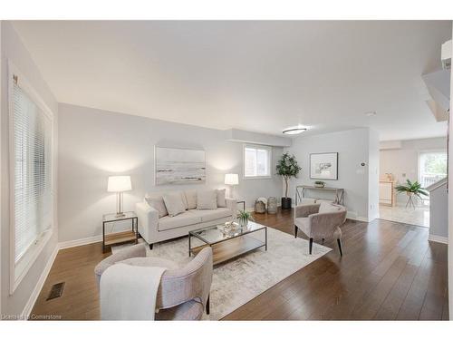 276 South Leaksdale Circle, London, ON - Indoor Photo Showing Living Room