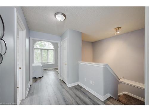 276 South Leaksdale Circle, London, ON - Indoor Photo Showing Other Room