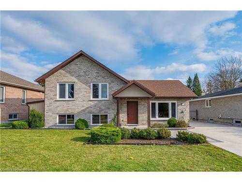 173 Carson Drive, Kitchener, ON - Outdoor With Facade