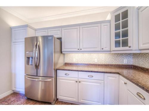 144-20 Isherwood Avenue, Cambridge, ON - Indoor Photo Showing Kitchen