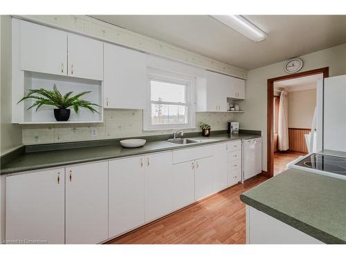 1443 Wrigley Road, Ayr, ON - Indoor Photo Showing Kitchen