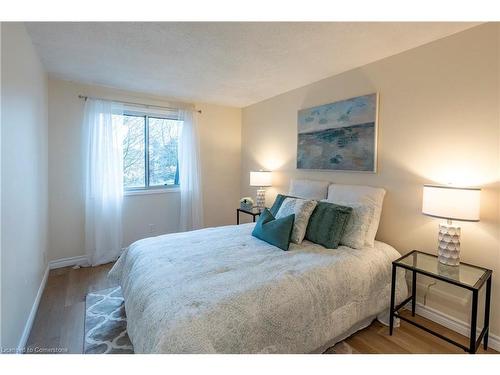 3-279 Sandowne Drive, Waterloo, ON - Indoor Photo Showing Bedroom